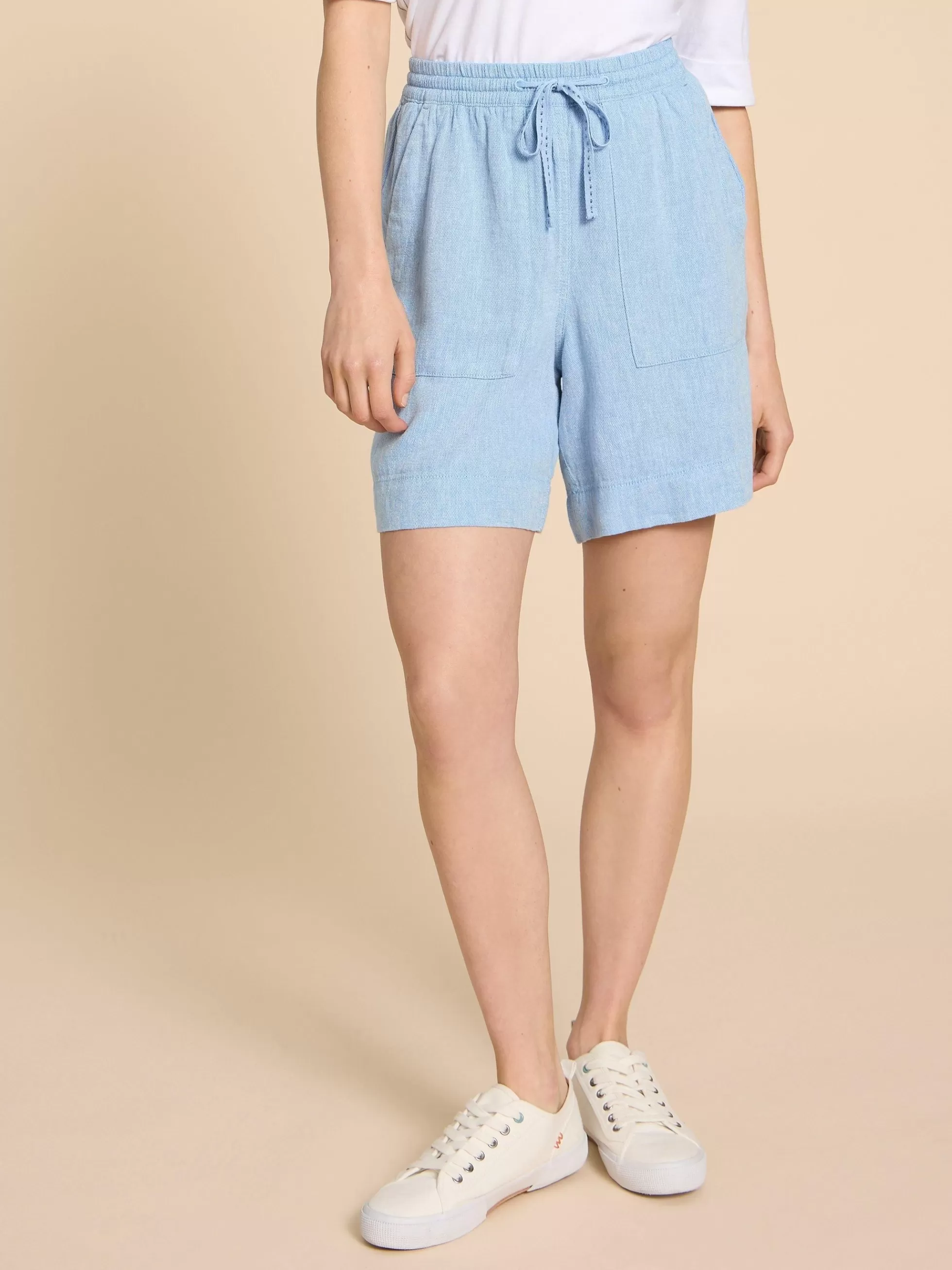 Store Elle Linen Blend Short Shorts