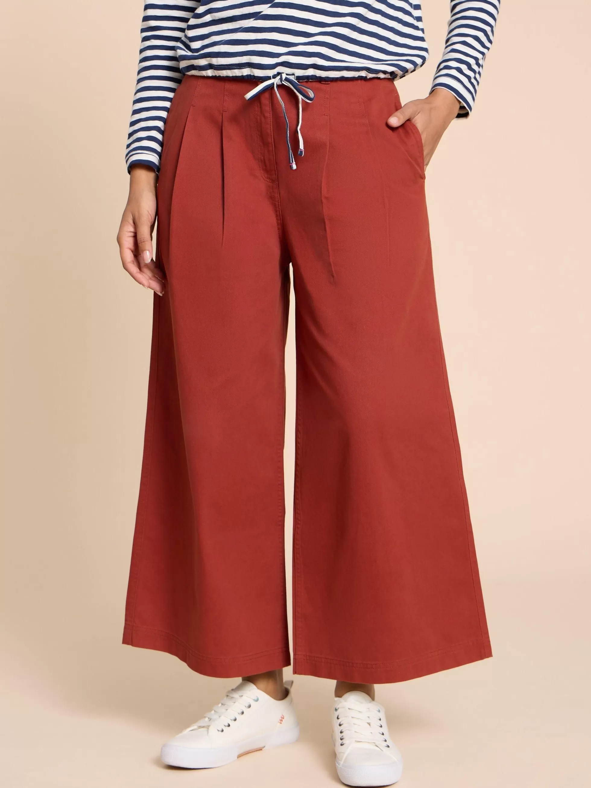 Store Samira Wide Leg Crop Trouser Trousers