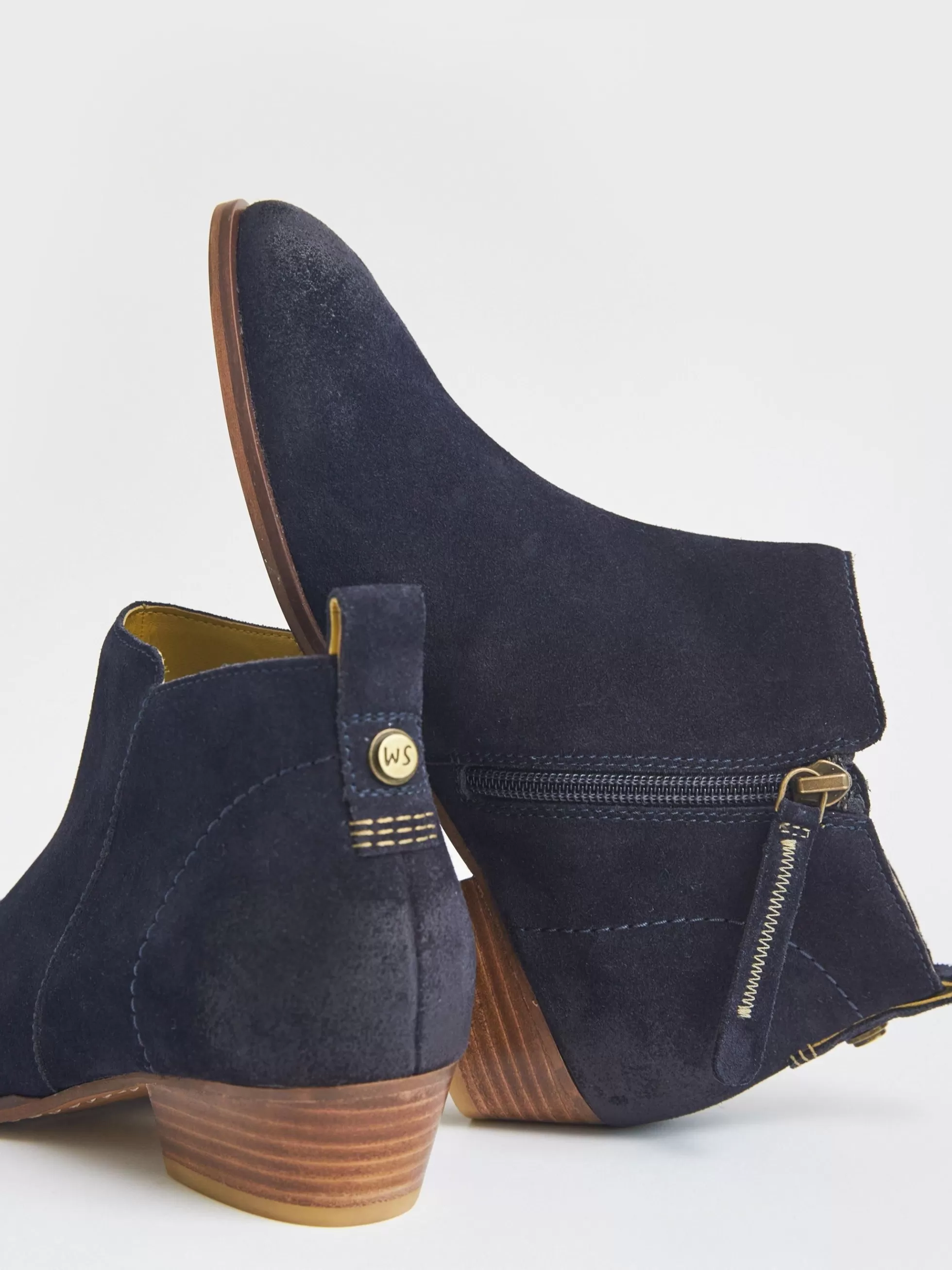 Clearance Willow Ankle Boot Suede Boots